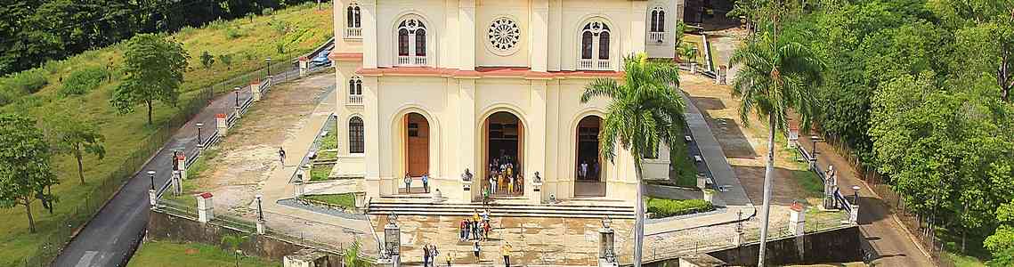 Vista-de-la-iglesia-el-Cobre-Santiago-de-Cuba-CubaTravel